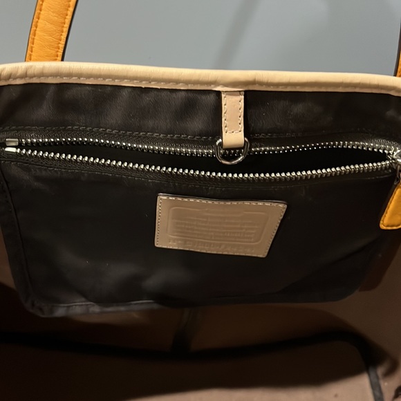 Coach Tote - Picture 4 of 4